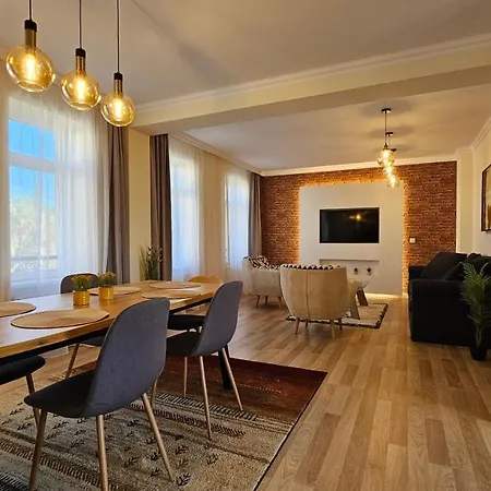 Yfb I 130m2 Designwohnung Mit 2 Baedern *