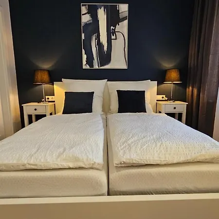 Yfb I 130m2 Designwohnung Mit 2 Baedern Apartment Gera