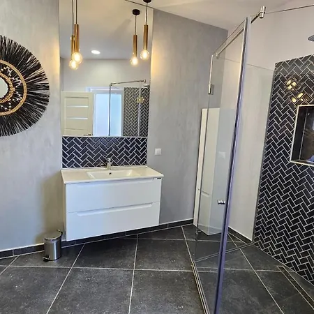 Yfb I 130m2 Designwohnung Mit 2 Baedern * Gera
