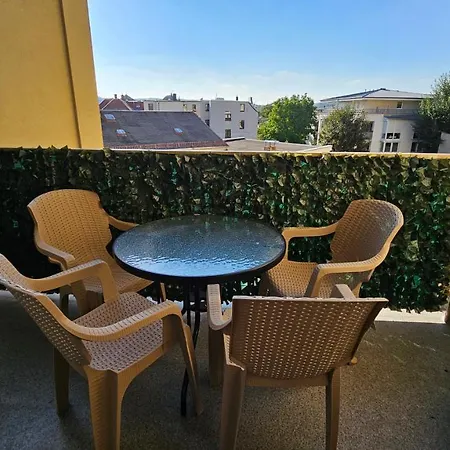 Yfb I 130m2 Designwohnung Mit 2 Baedern Apartment *