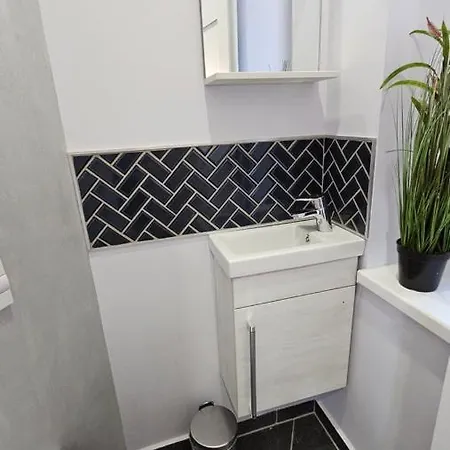 Apartamento Yfb I 130m2 Designwohnung Mit 2 Baedern *