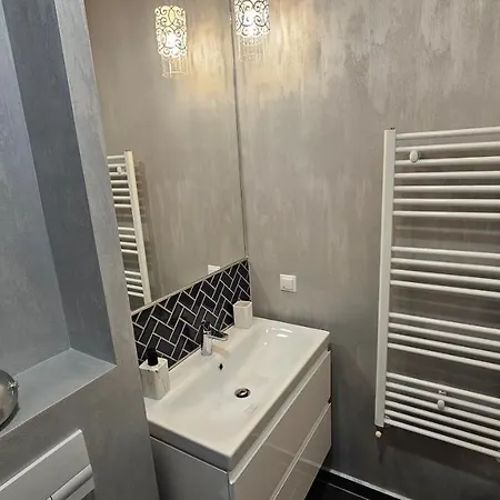 Yfb I 130m2 Designwohnung Mit 2 Baedern * Gera