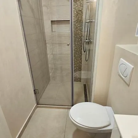 Yfb I 130m2 Designwohnung Mit 2 Baedern Gera