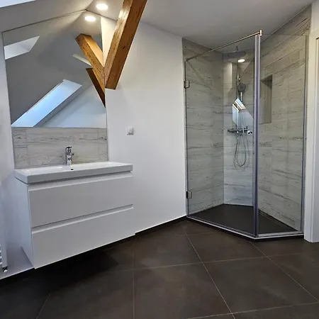Yfb I 130m2 Designwohnung Mit 2 Baedern Gera