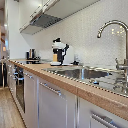 Yfb I 130m2 Designwohnung Mit 2 Baedern Gera