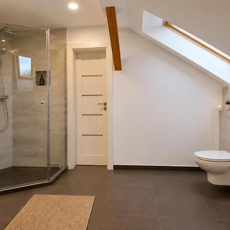 Yfb I 130m2 Designwohnung Mit 2 Baedern Gera