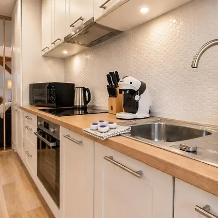 Yfb I 130m2 Designwohnung Mit 2 Baedern Apartament Gera