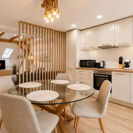 Apartament Yfb I 130m2 Designwohnung Mit 2 Baedern *