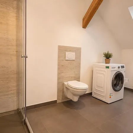 Apartament Yfb I 130m2 Designwohnung Mit 2 Baedern Gera