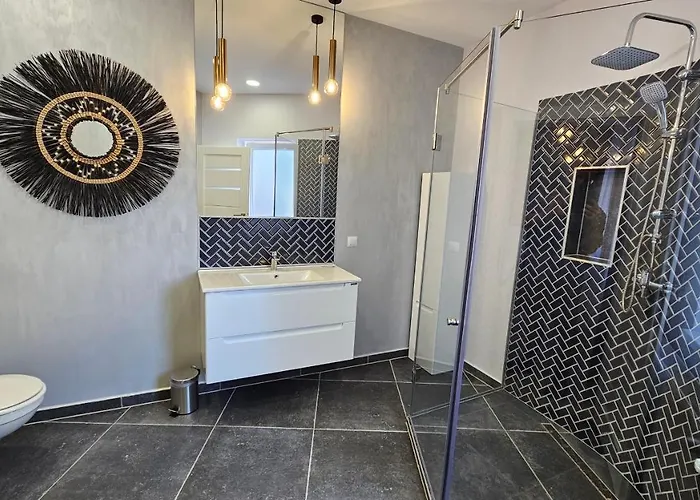 Yfb I 130m2 Designwohnung Mit 2 Baedern * Gera