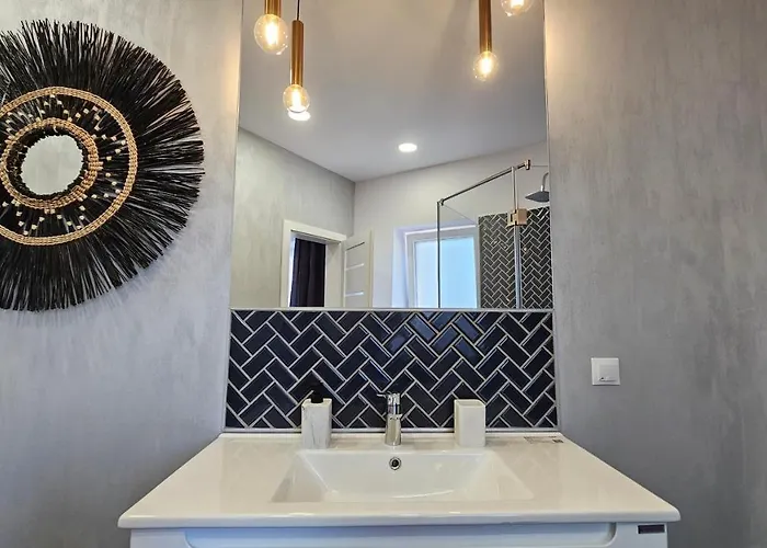 Yfb I 130m2 Designwohnung Mit 2 Baedern Gera