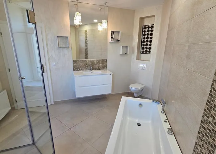 Yfb I 130m2 Designwohnung Mit 2 Baedern *