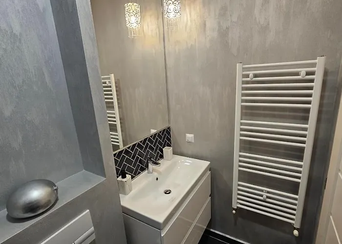 Yfb I 130m2 Designwohnung Mit 2 Baedern * Gera