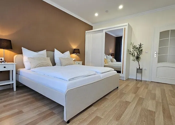 Yfb I 130m2 Designwohnung Mit 2 Baedern Gera