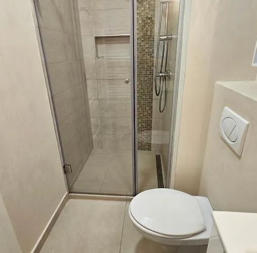 Yfb I 130m2 Designwohnung Mit 2 Baedern Gera