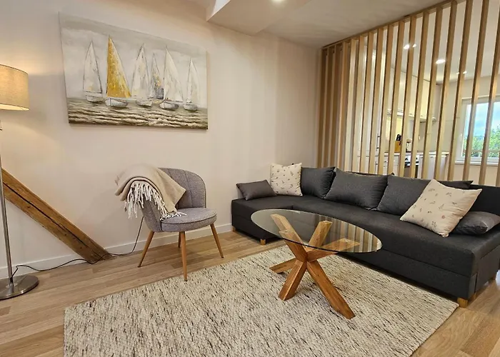 Yfb I 130m2 Designwohnung Mit 2 Baedern Appartement Gera